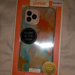 New In Box Sonix Glow In The Dark IPHONE 6.1 Phone Cover